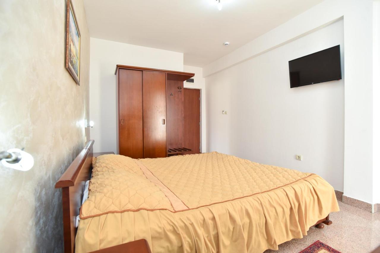 Hotel Suzana 부드바 외부 사진