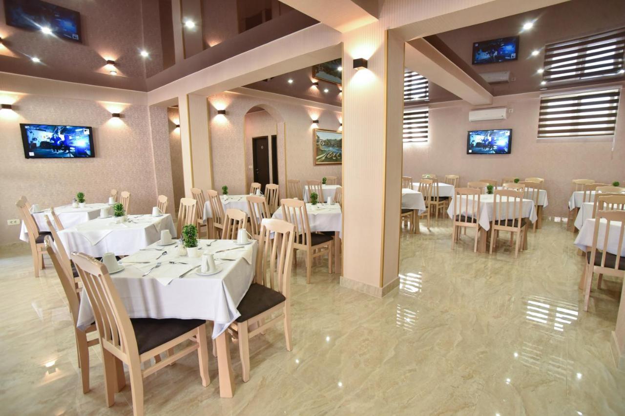 Hotel Suzana 부드바 외부 사진